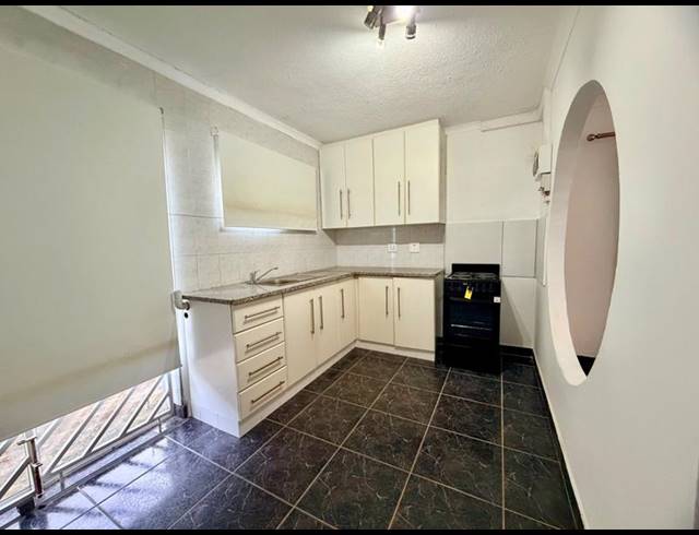 1 BEDROOM PROPERTY TO RENT IN RESERVOIR HILLS